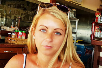 Pickel und Pustel ohne Ende - Nadines Geschichte - DemoDerm Rosacea Blog